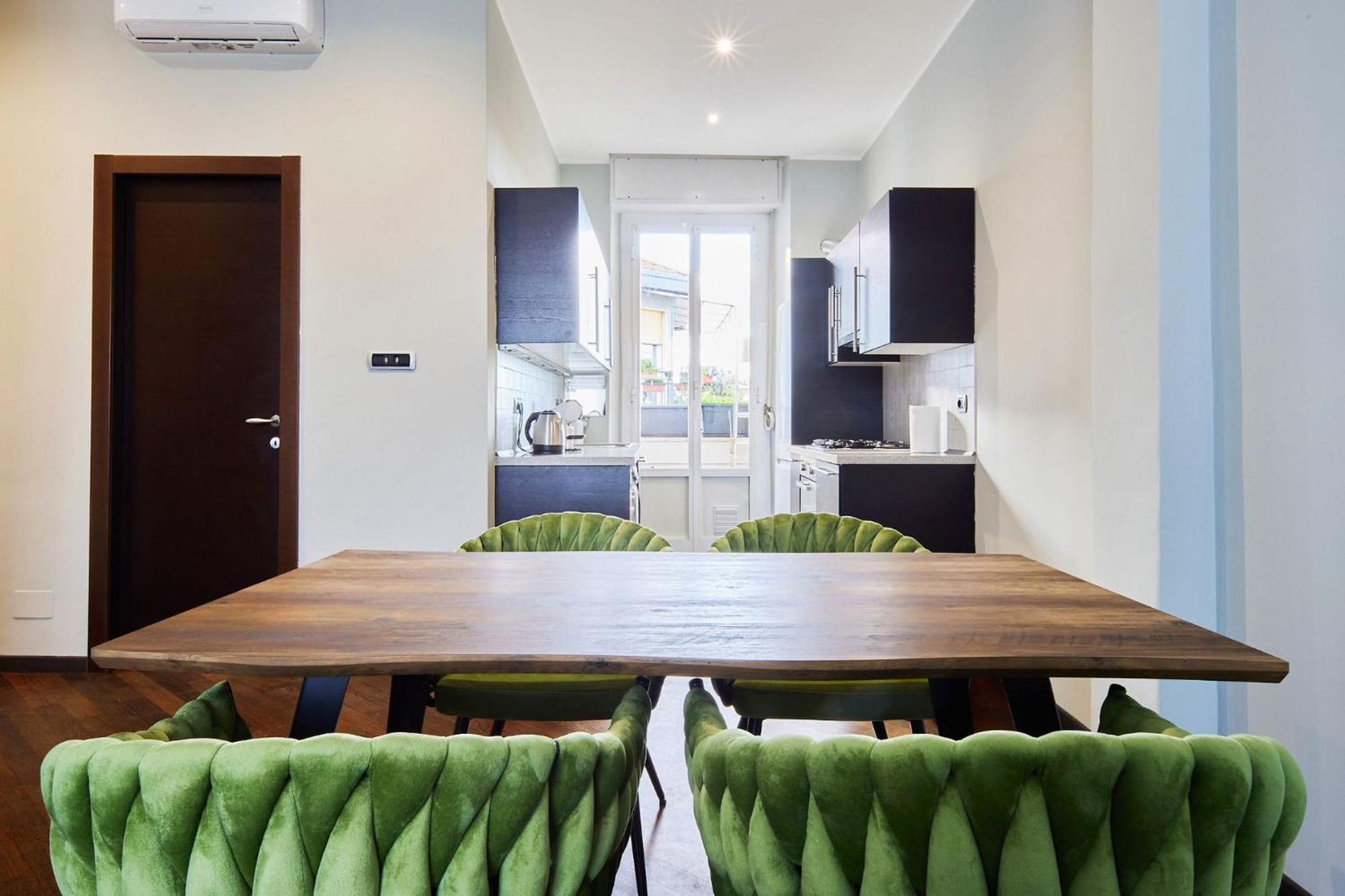 Sant'Ambrogio Charme Apartment Milan Exterior photo